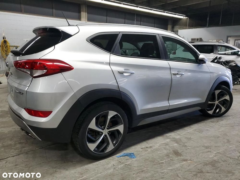 Hyundai Tucson 1.6 T-GDI Premium 4WD DCT - 3
