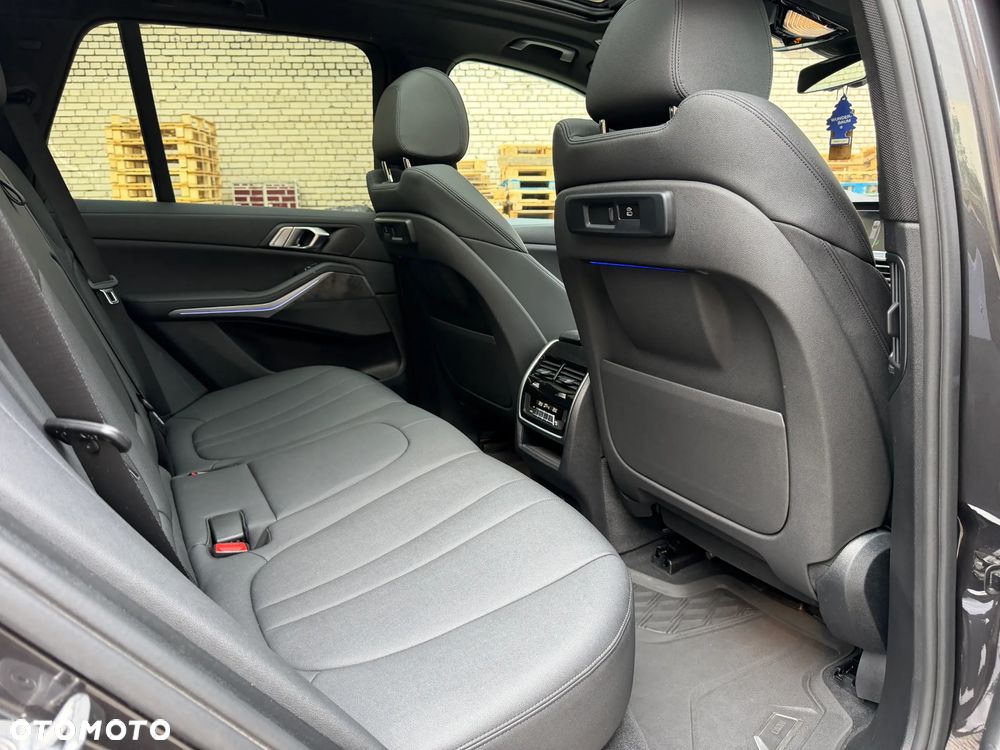 BMW X5 xDrive40i sport - 23