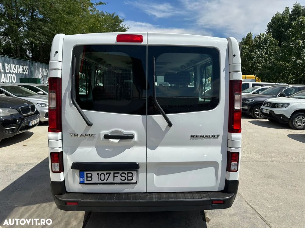 Renault Trafic 2.0 Blue dCi 120 Combi L1H1 8+1 locuri Authentique - 6