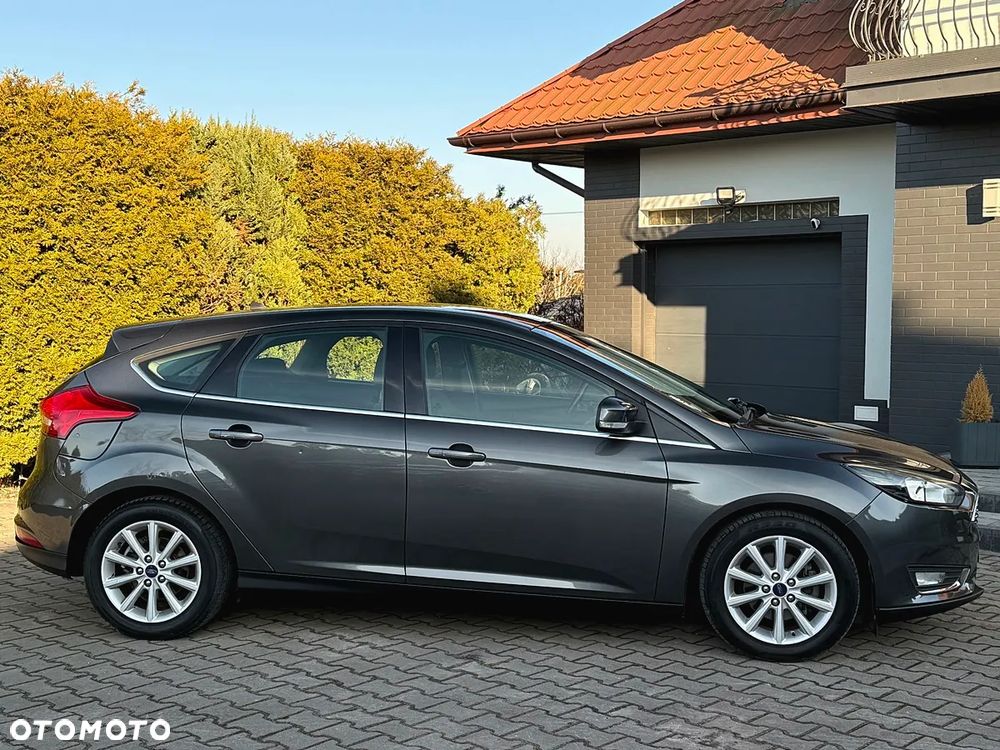 Ford Focus 1.5 TDCi DPF Start-Stopp-System Titanium - 13