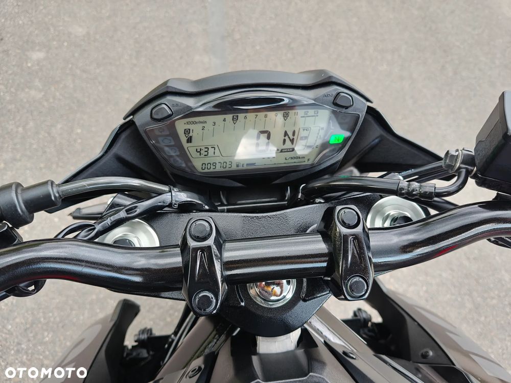 Suzuki GSX - 19