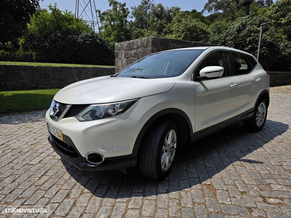 Nissan Qashqai 1.5 dCi N-Connecta - 2