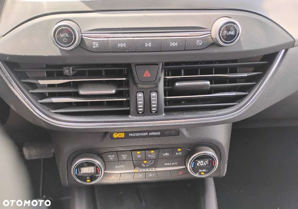 Ford Focus - 16