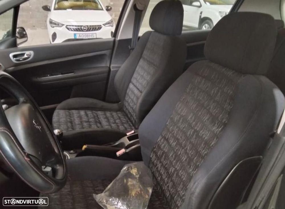 Peugeot 307 - 4