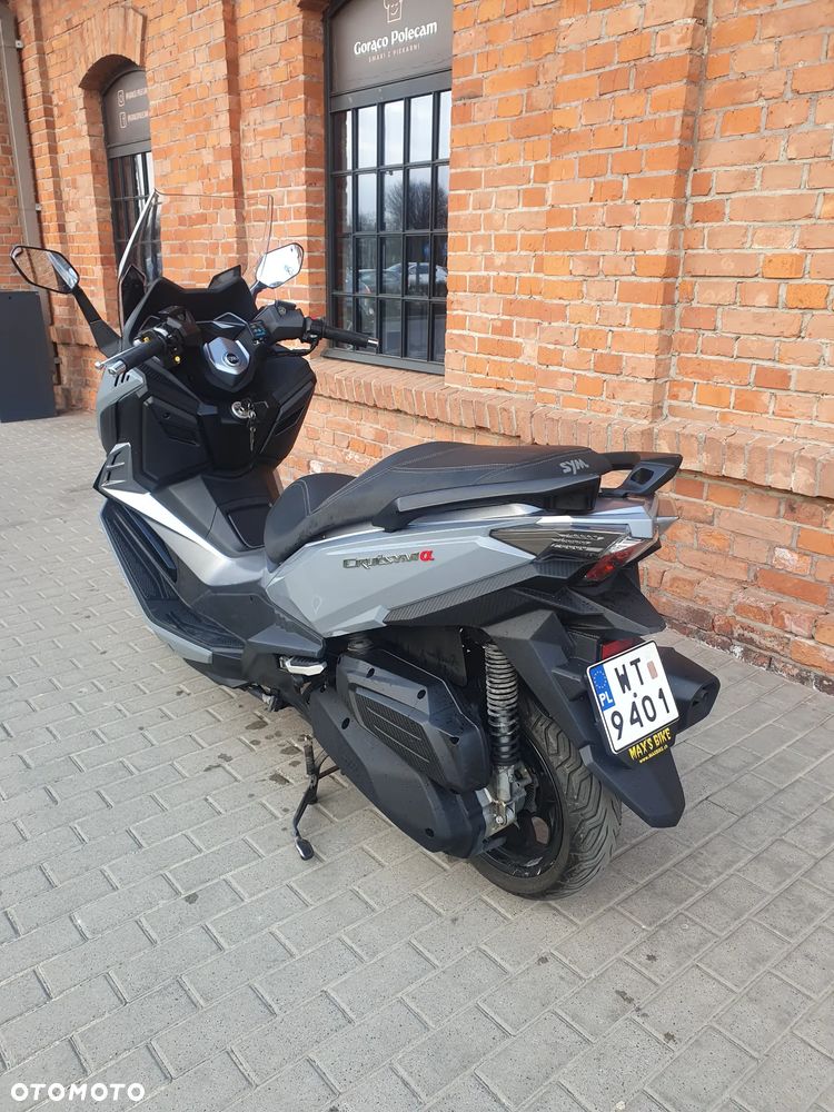SYM CRUiSYM - 2
