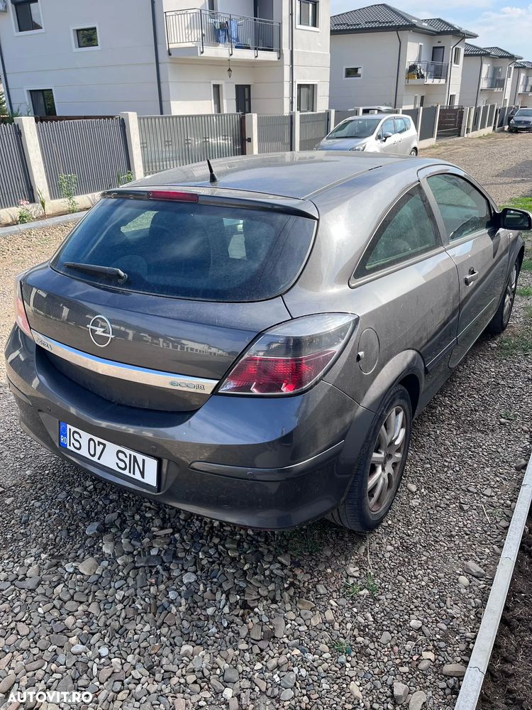 Opel Astra GTC 1.3 CDTI - 3