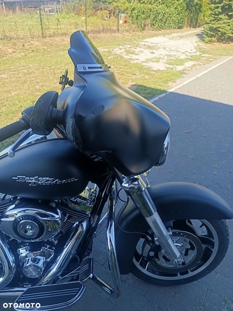 Harley-Davidson Touring Street Glide - 16