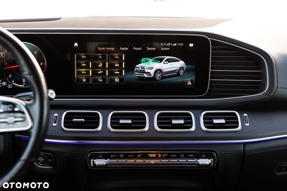 Mercedes-Benz GLE - 29