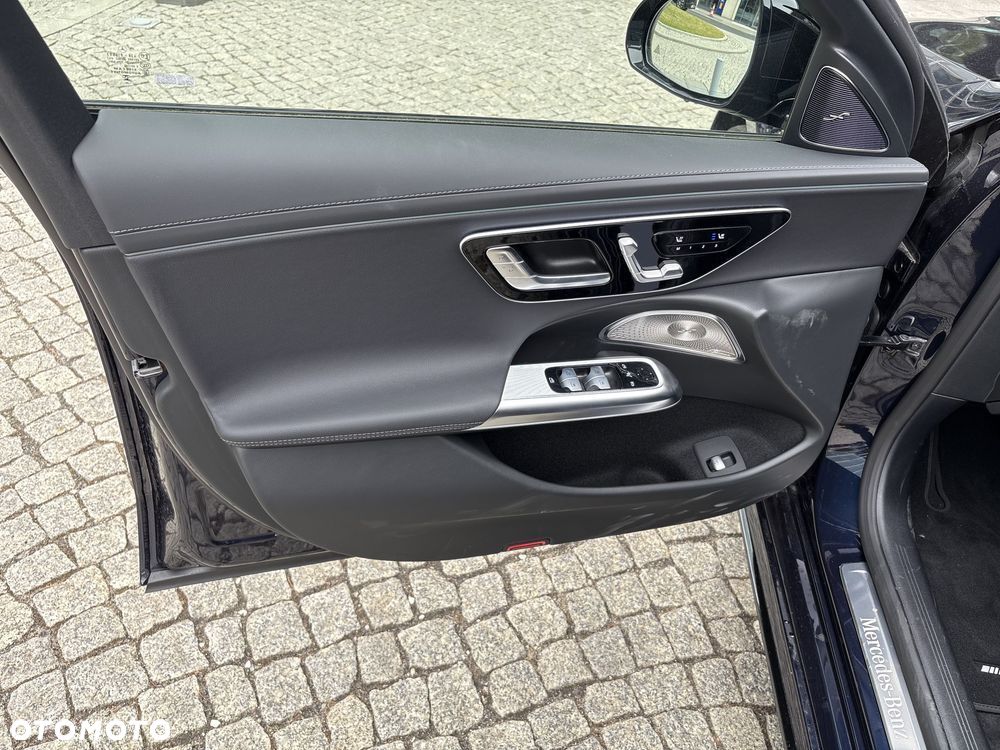 Mercedes-Benz Klasa E 300 de PHEV 4-Matic AMG 9G-Tronic - 13