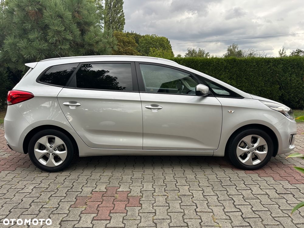 Kia Carens 1.6 GDI Dream Team Edition - 6