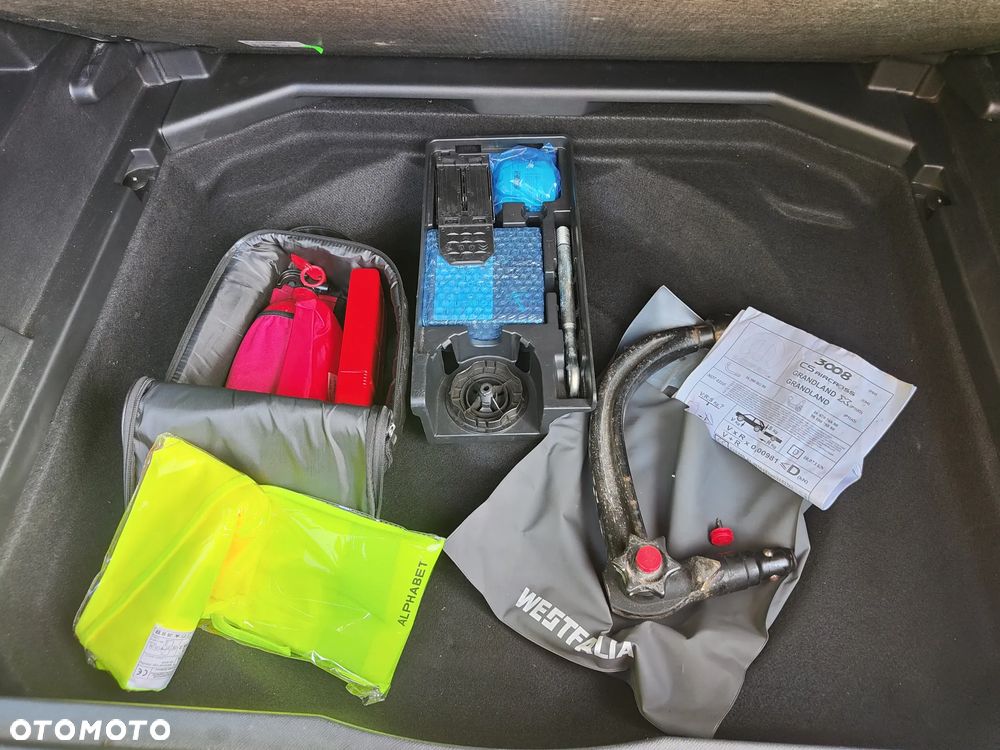 Peugeot 3008 BlueHDi 130 Stop & Start EAT8 GT - 40