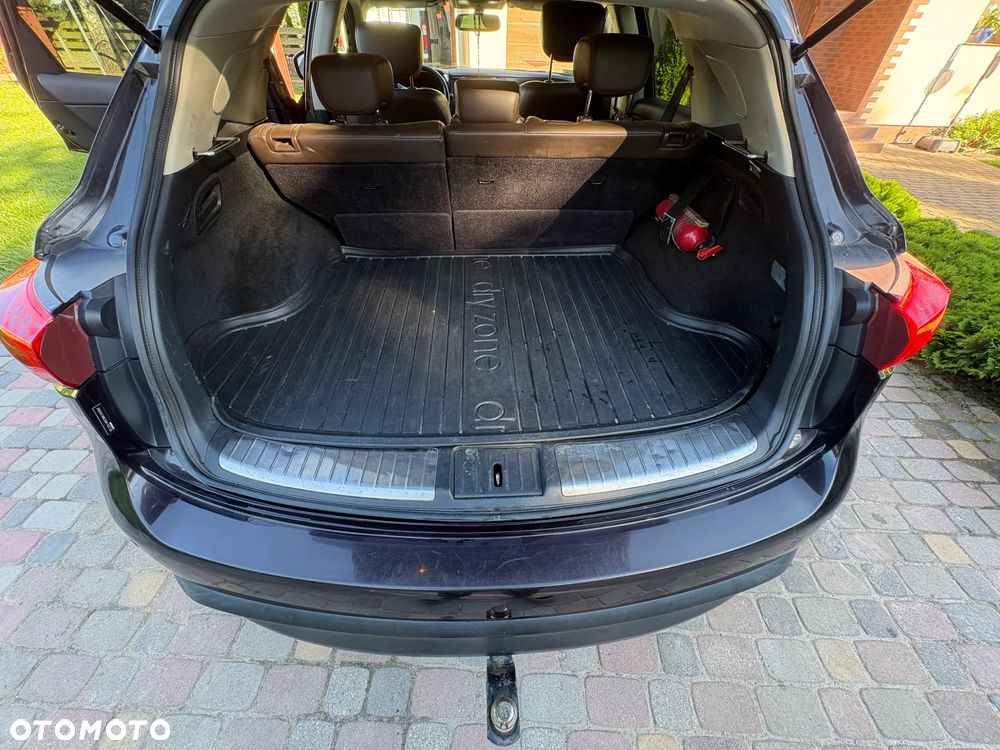 Infiniti FX - 5