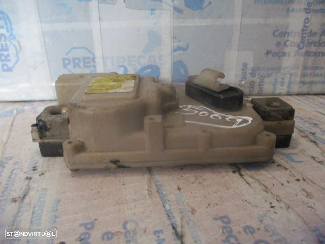 Fecho Fec5009 NISSAN TERRANO 1 1998 2.7Td 100Cv 5P AZUL FD 2 PINOS NISSAN TERRANO 1 1994 2.7TD 100CV 5P VERDE - 4