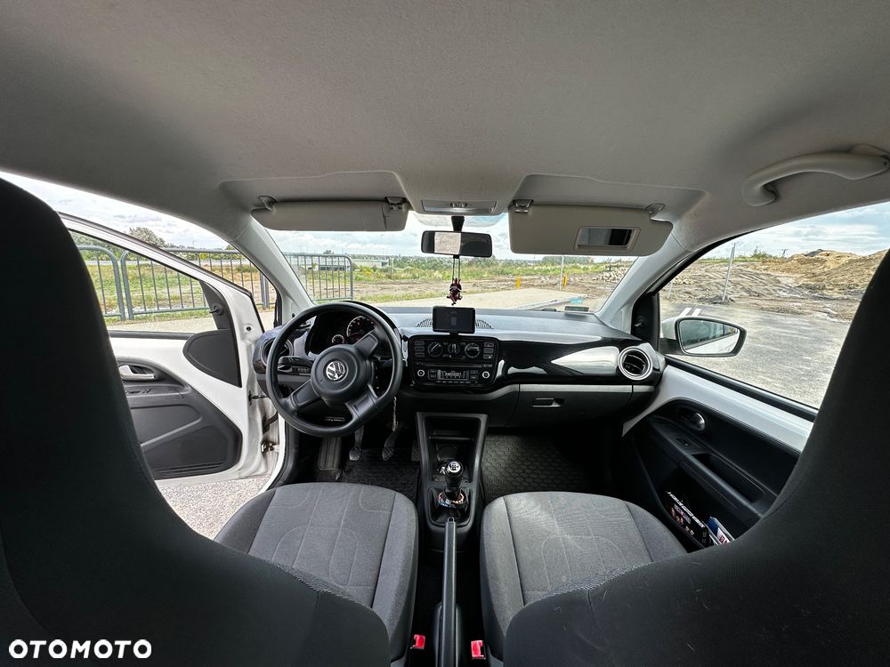 Volkswagen up! - 12