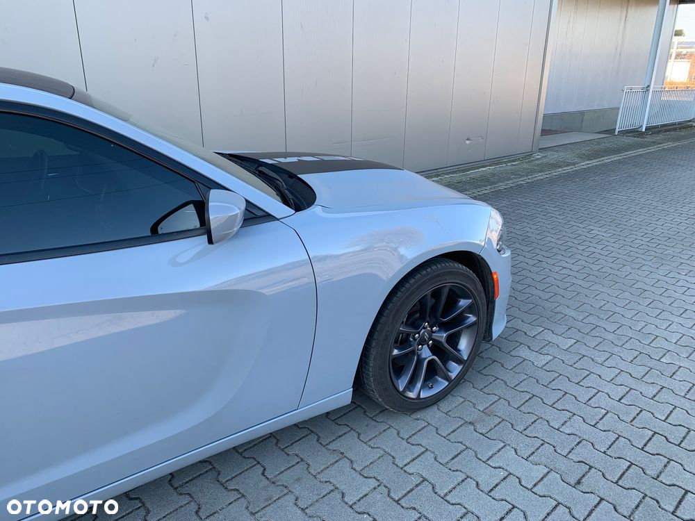 Dodge Charger 5.7 R/T Daytona - 21