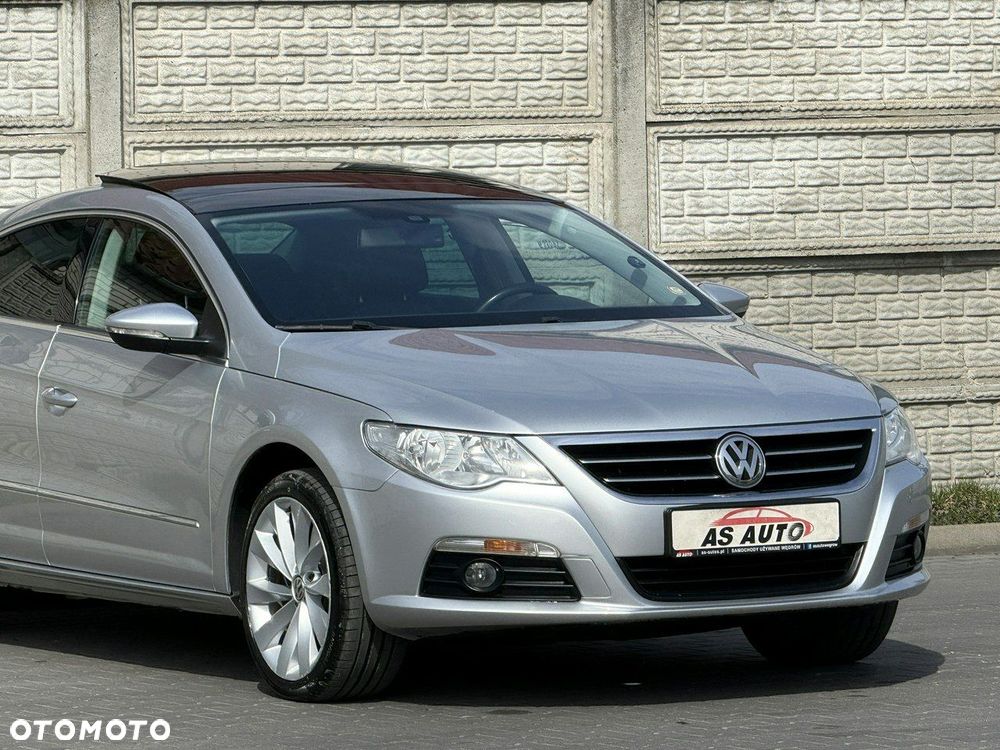 Volkswagen Passat CC - 32