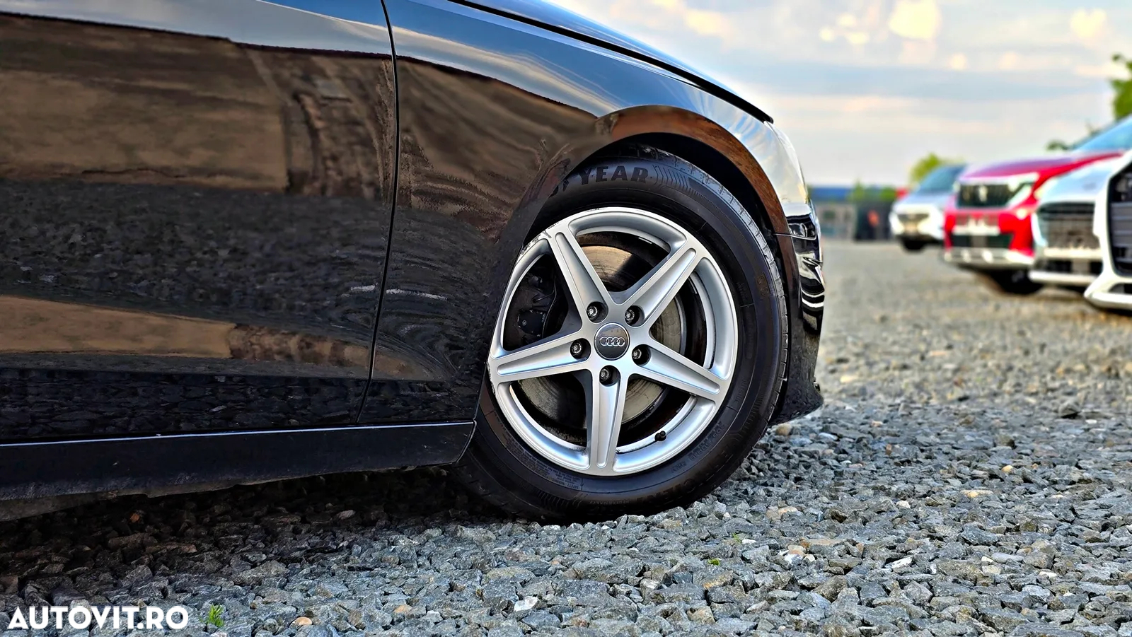 Audi A4 Avant 2.0 35 TFSI S tronic MHEV Advanced - 38