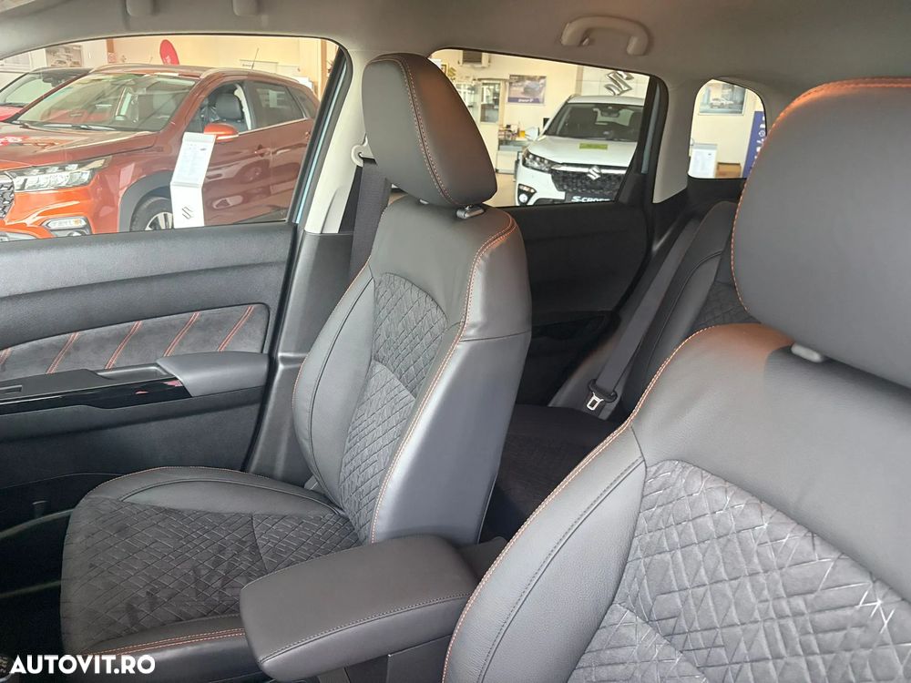 Suzuki Vitara 1.4 Boosterjet 6MT AllGrip MHEV Spirit - 10