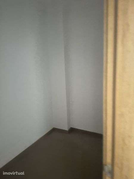 Aluga-se Escritorio/Espaco Comercial - Grande imagem: 4/7