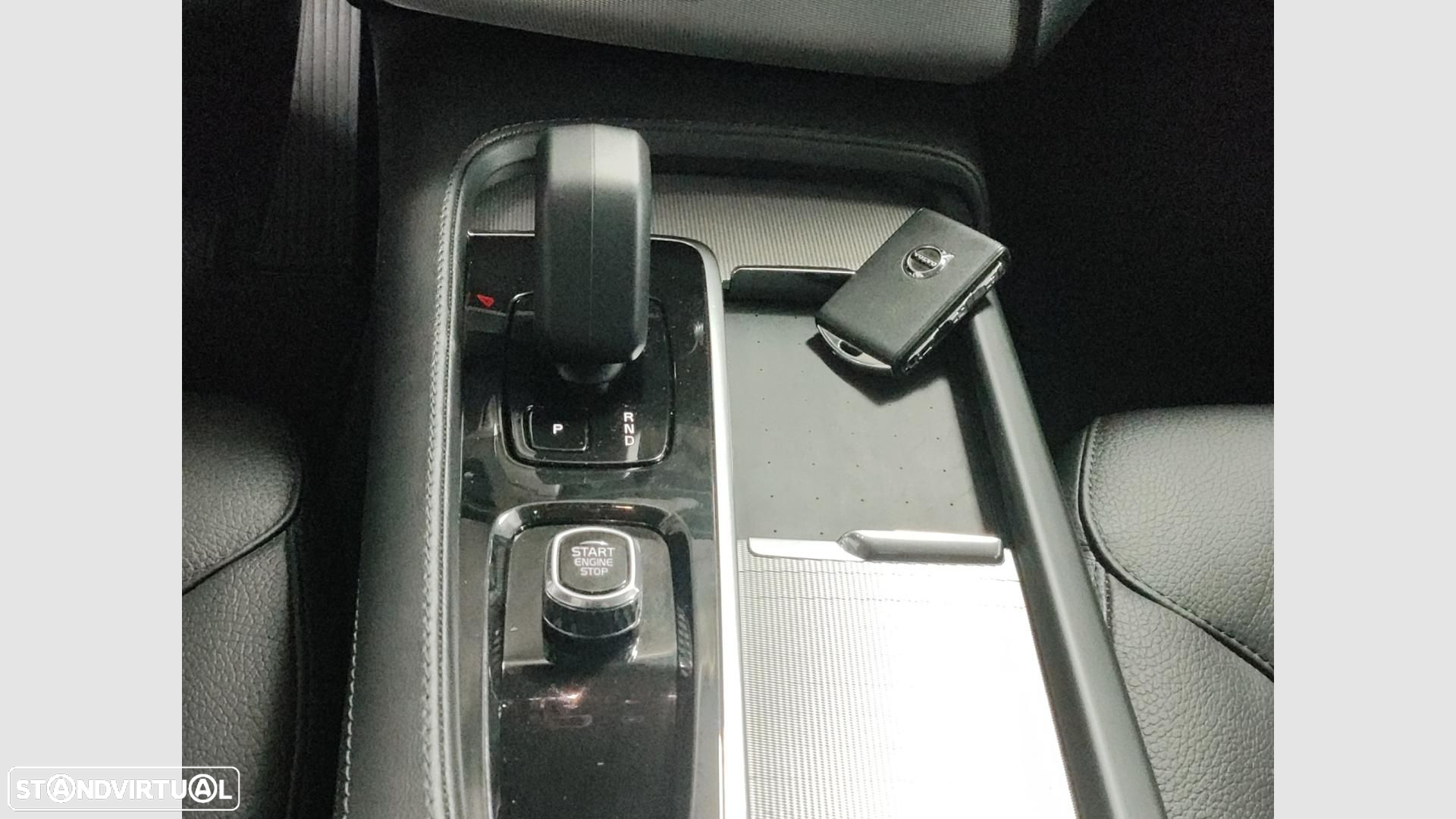 Volvo XC 90 2.0 T8 PHEV Core AWD - 15