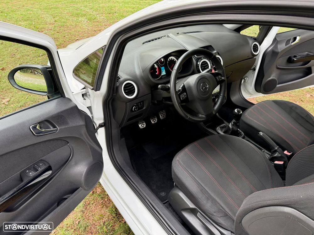 Opel Corsa 1.2 Black Edition - 5