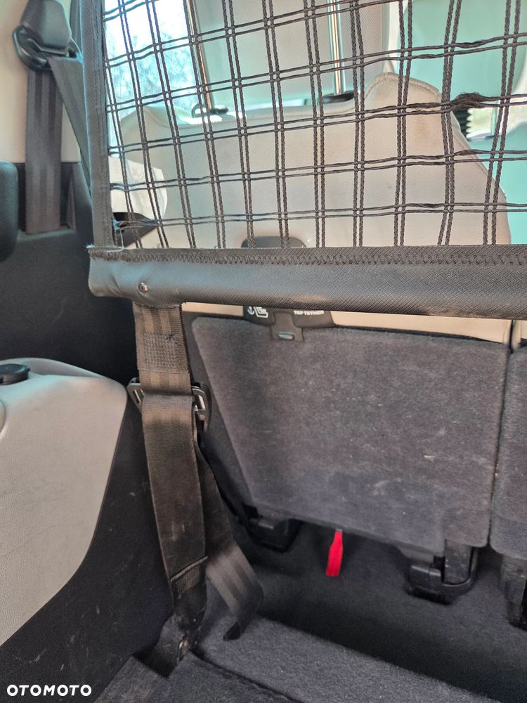 Peugeot 5008 2.0 HDi Family 7os - 9