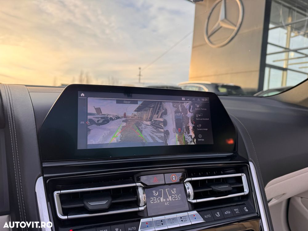 BMW M8 M850i xDrive - 16