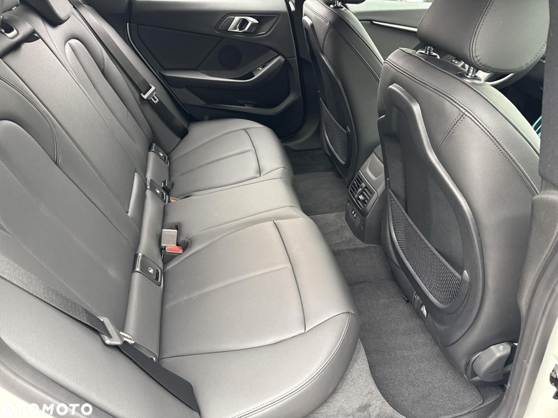 BMW Seria 2 - 17