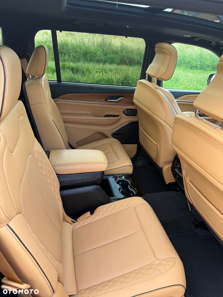 Jeep Grand Cherokee 3.6 V6 Summit - 38