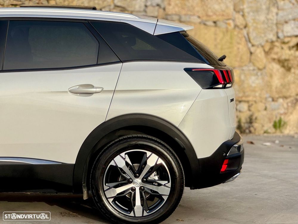 Peugeot 3008 1.2 PureTech Allure Grip Control EAT6 - 31