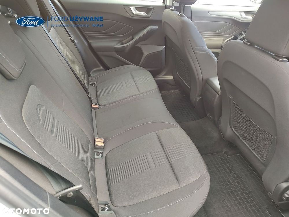 Ford Focus - 28