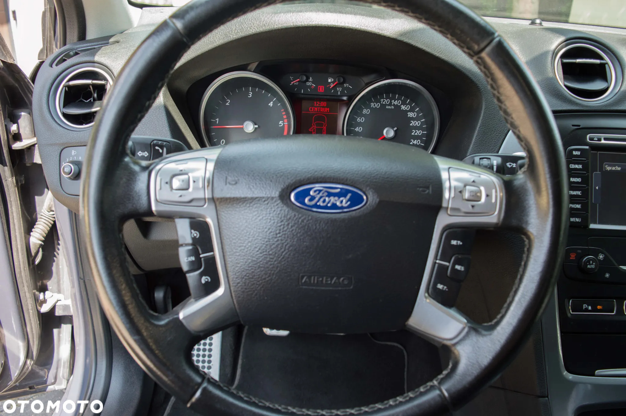 Ford Mondeo 2.0 TDCI Champions Edition - 17