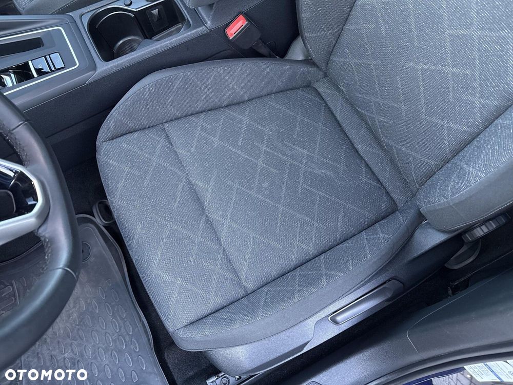 Volkswagen Golf - 12