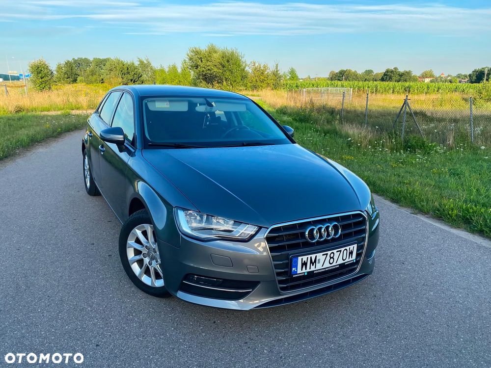 Audi A3 Sportback 1.6 TDI Ambiente - 1