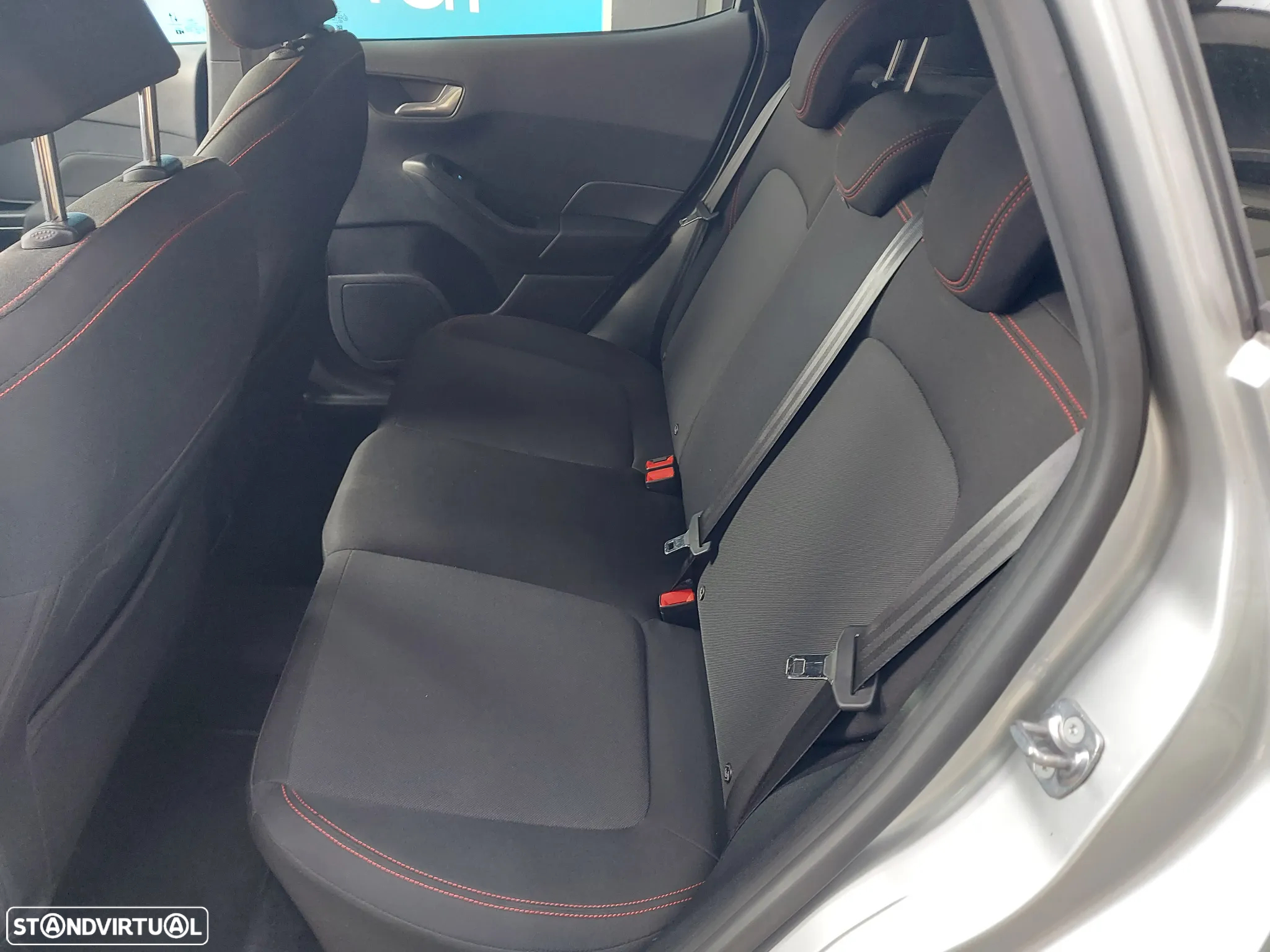 Ford Fiesta 1.0 EcoBoost ST-Line - 8
