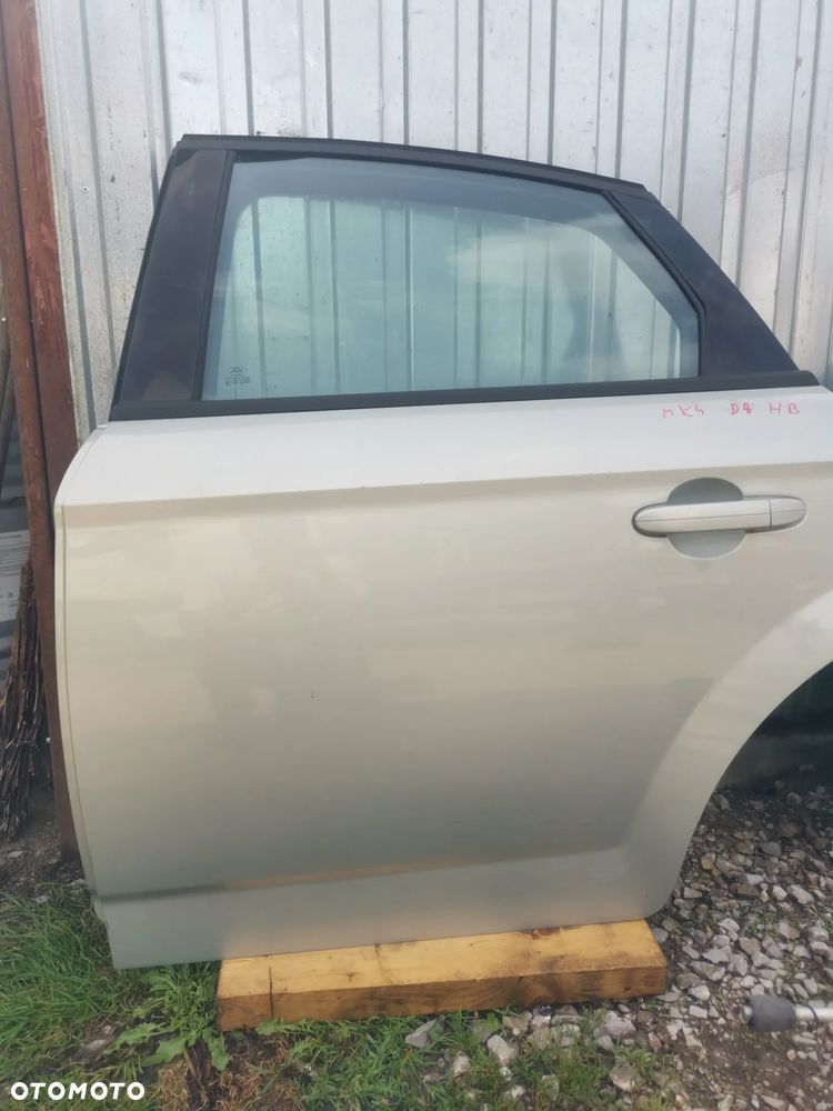 DRZWI LEWE TYLNIE LEWY TYŁ FORD MONDEO MK4 HATCHBACK HB LAKIER D8