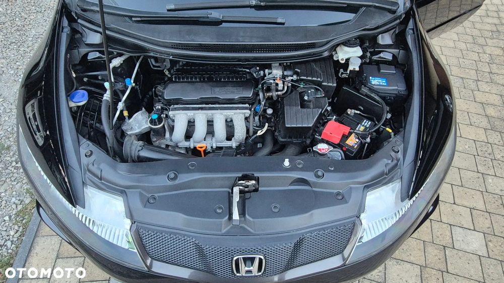 Honda Civic 1.4 i-VTEC Comfort Black Edition - 31