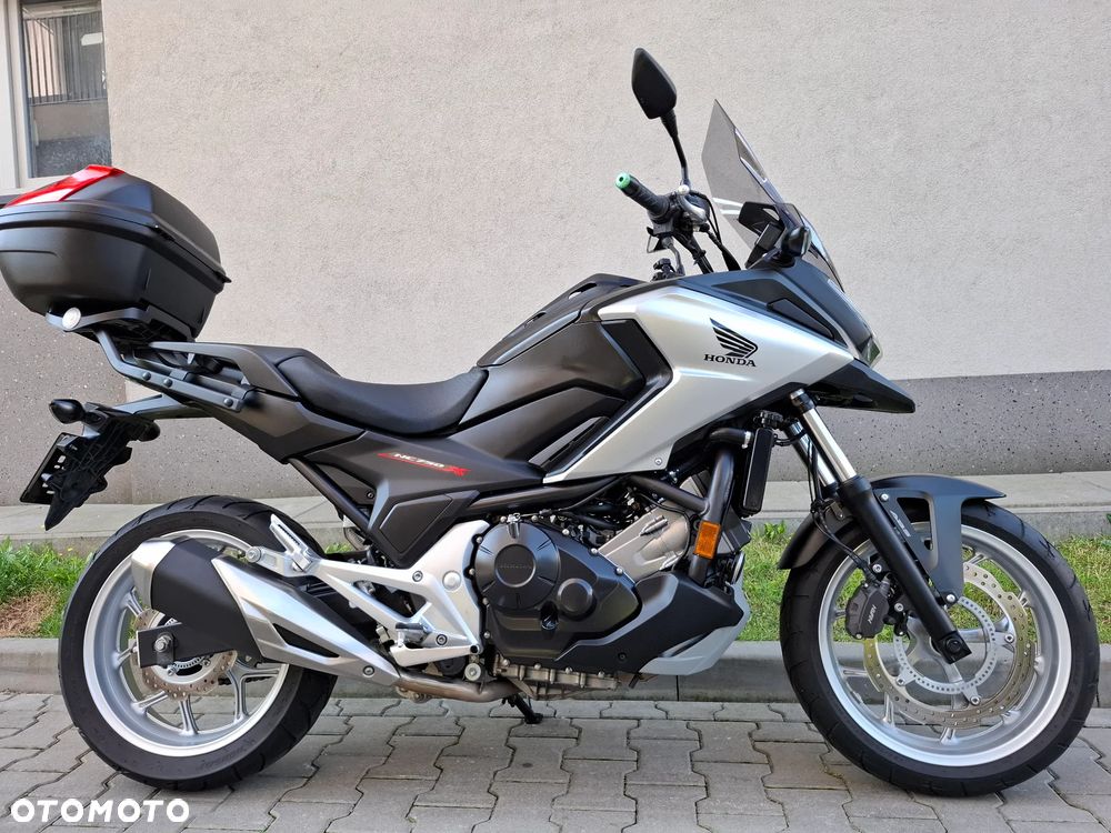 Honda NC - 9
