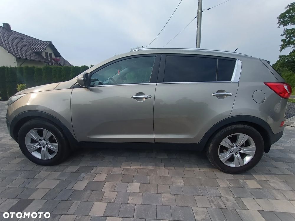 Kia Sportage 2.0 L 2WD - 2