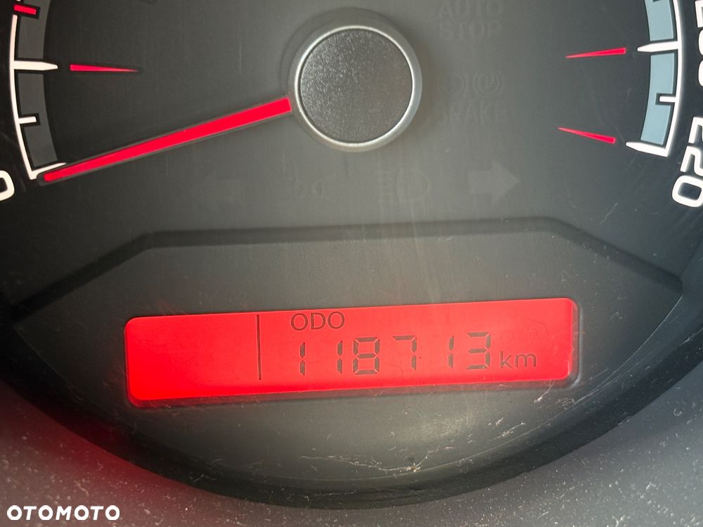 Kia Venga - 29