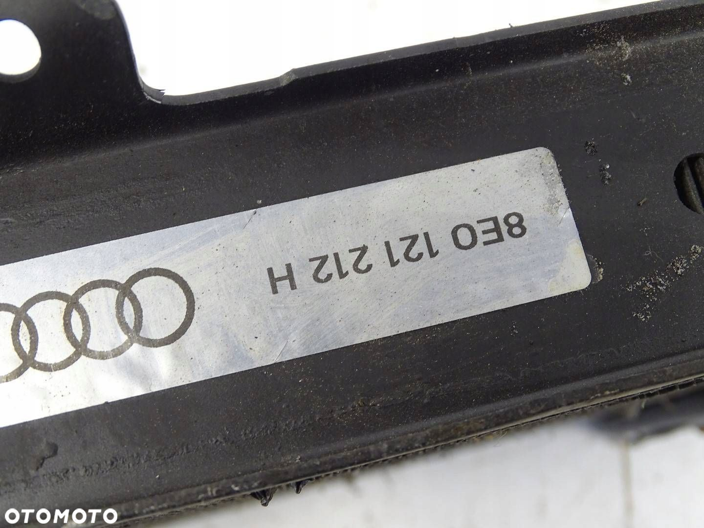 CHŁODNICA WODY AUDI RS4 RS3 RS7 4.2 8E0121212H - 6