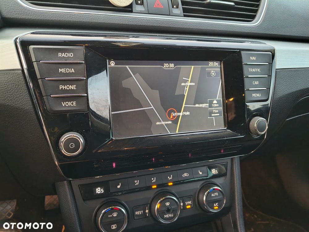 Skoda Superb 1.6 TDI Ambition - 14