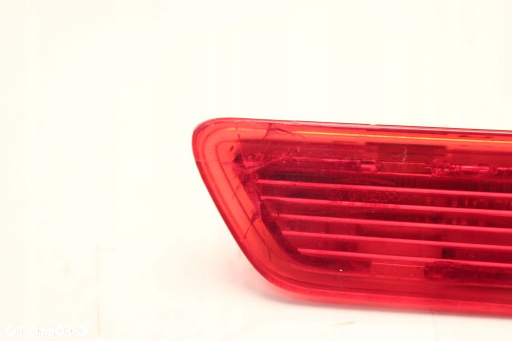 skoda fabia ii kombi lift 10r- trzecie światło stop stopu 5j9945097 - 4