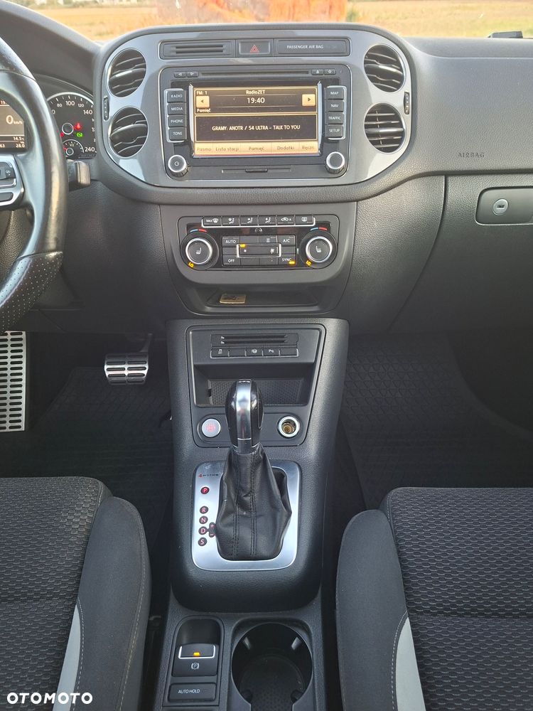 Volkswagen Tiguan 2.0 TDI 4Mot R-Style DSG - 28