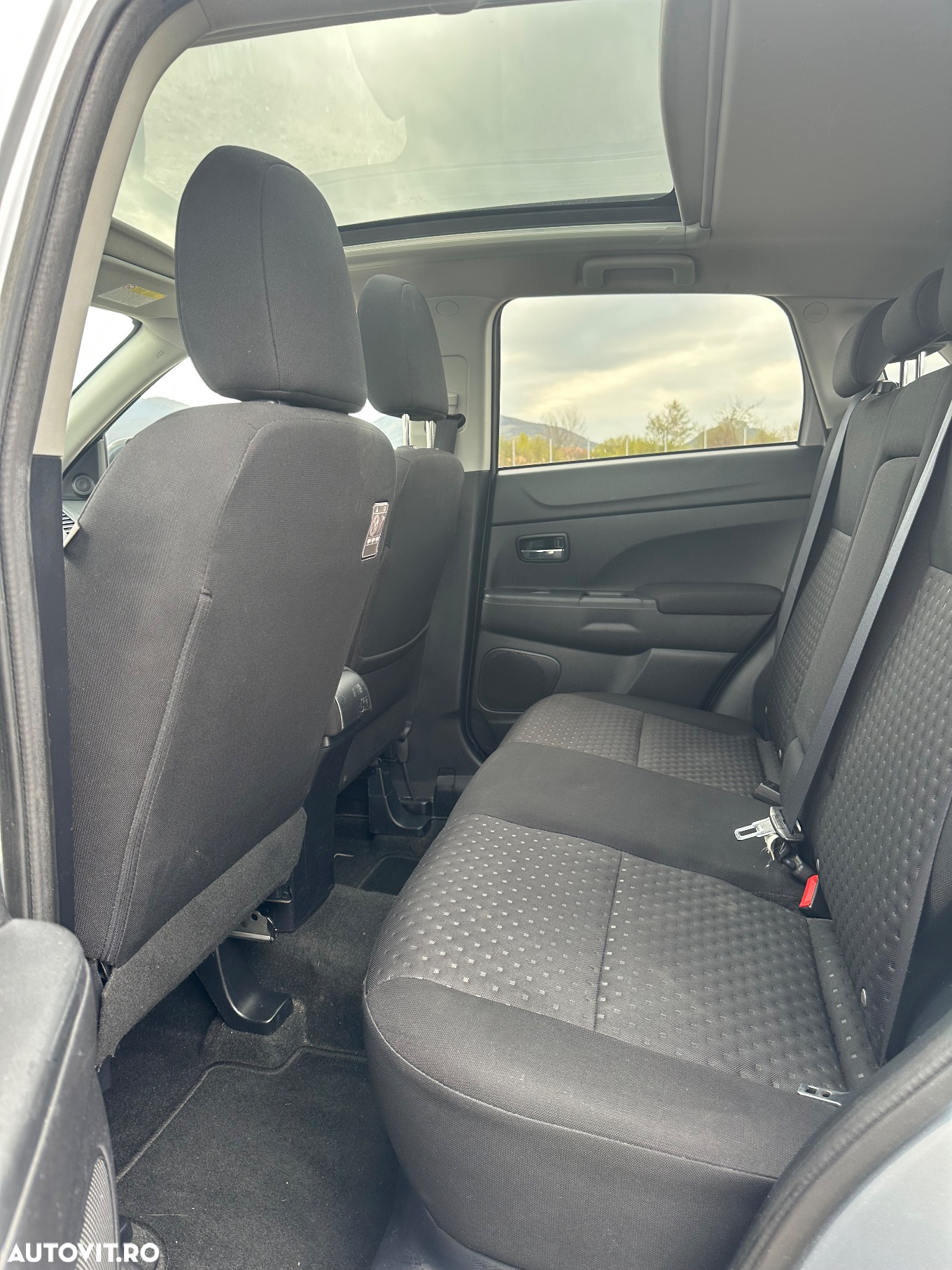 Mitsubishi ASX 1.8 DI-D 4WD Intense - 12