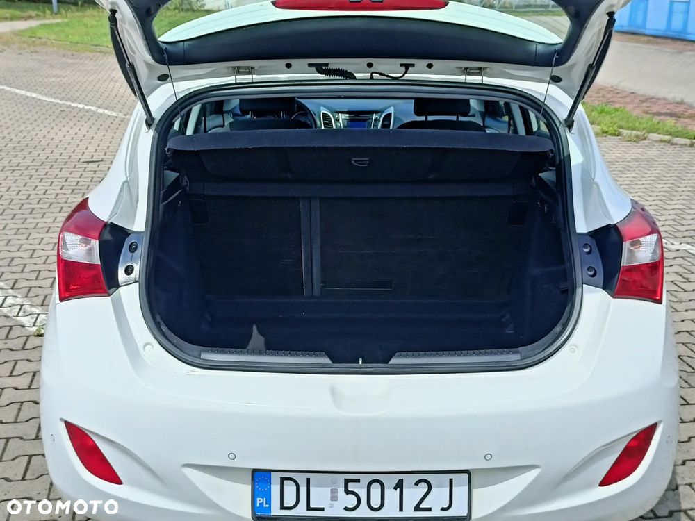 Hyundai i30 1.4 Advantage - 17