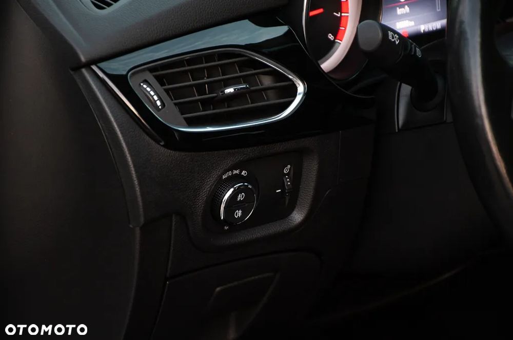 Opel Astra 1.4 Turbo Start/Stop Automatik Dynamic - 37