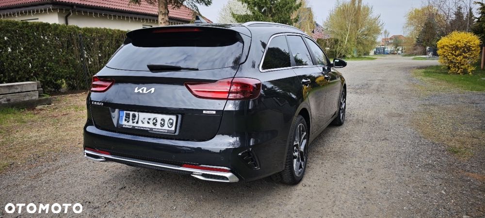 Kia Ceed 1.6 GDI DCT OPF Platinum Edition - 4