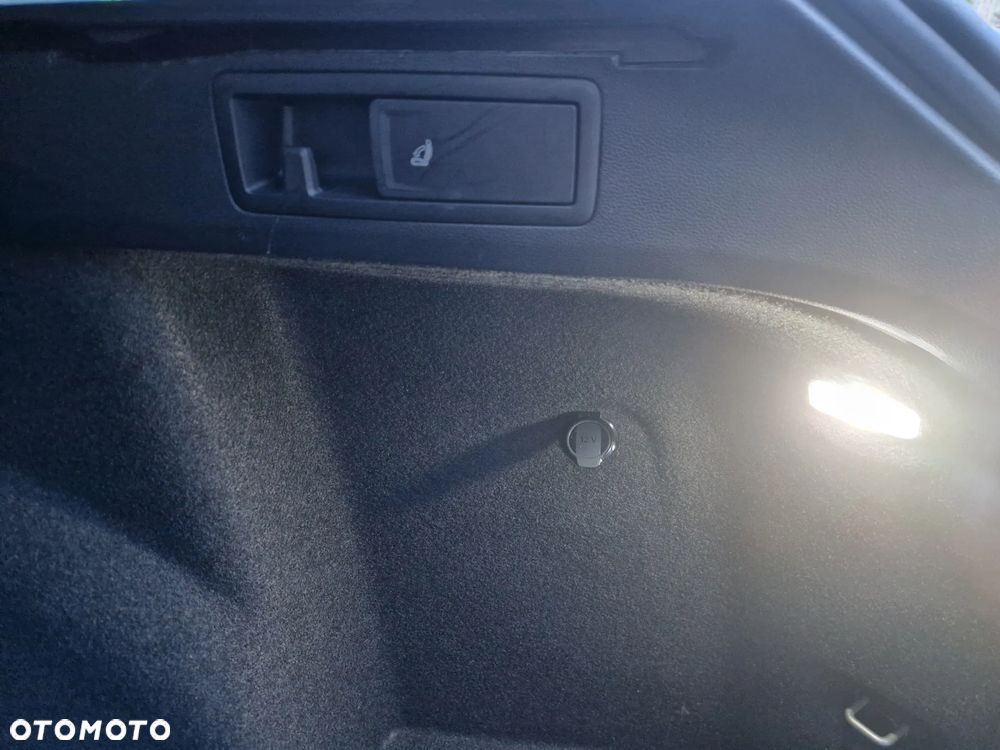 Volkswagen Golf Variant 1.5 TSI Life Plus - 17