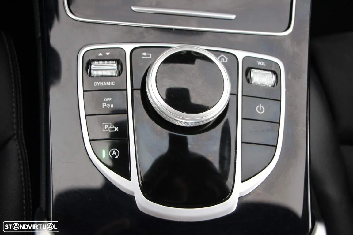 Mercedes-Benz C 300 d AMG Line - 16
